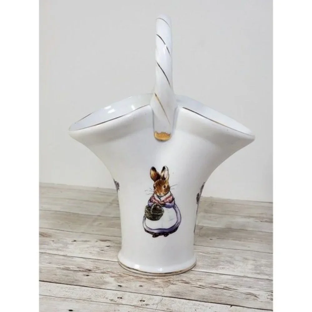 VASE PETER RABBIT BEATRIX‎ POTTER MRS. RABBIT BASKET Frederick Warne & Co 2002